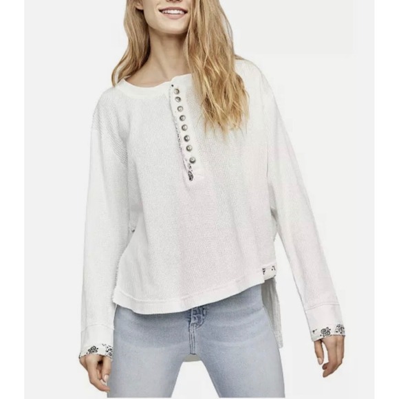Free People Tops - Free People Fall For You Henley Top White Bandana Print Thermal Medium